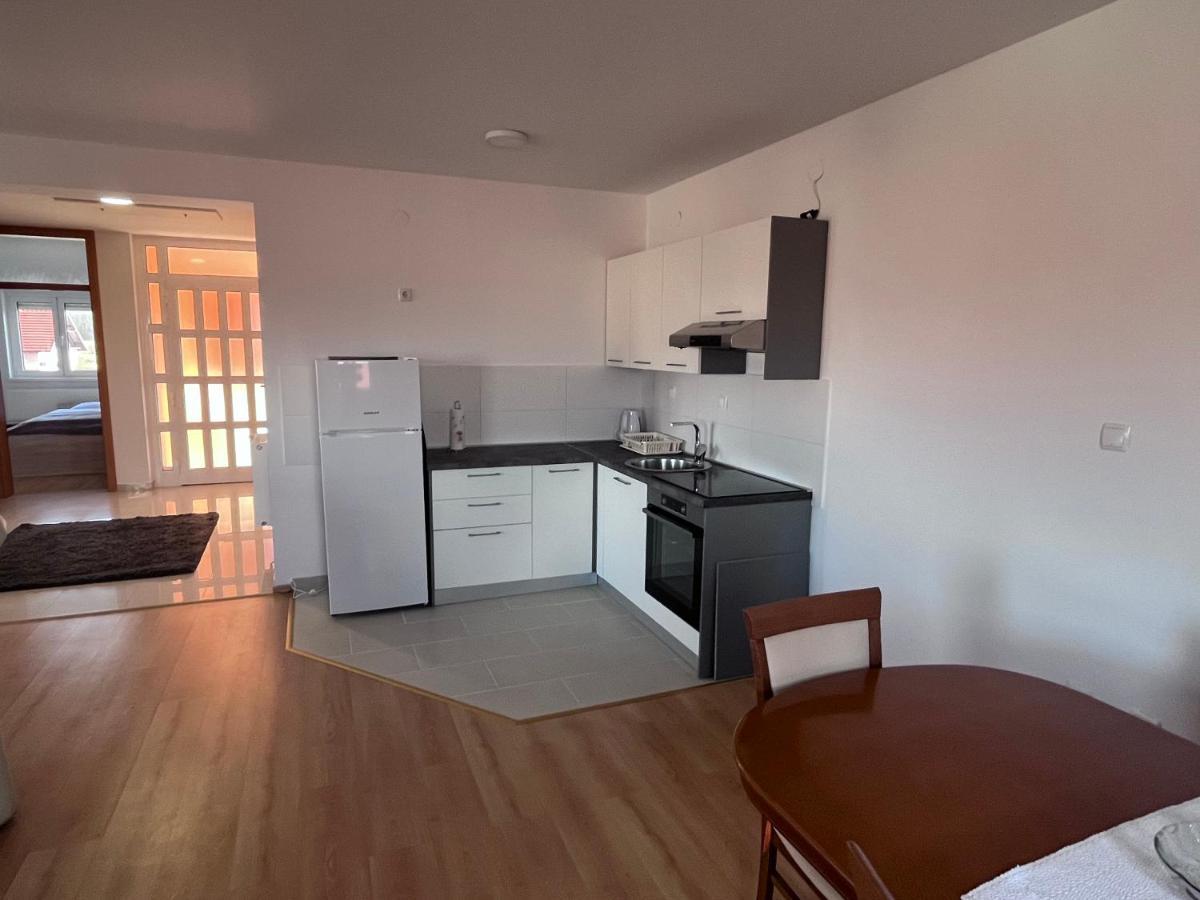 Apartman Magnolia Petrovina Turopoljska エクステリア 写真